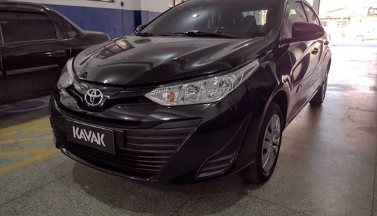 Toyota • Yaris