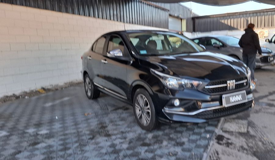 Fiat Cronos 1.8 PRECISION Sedan 2022