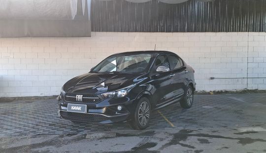 Fiat • Cronos