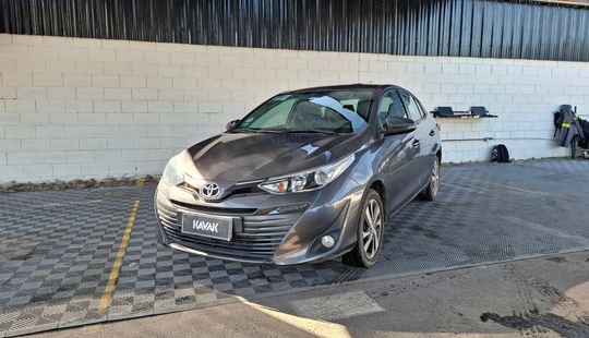 Toyota • Yaris