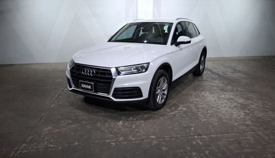 Audi • Q5
