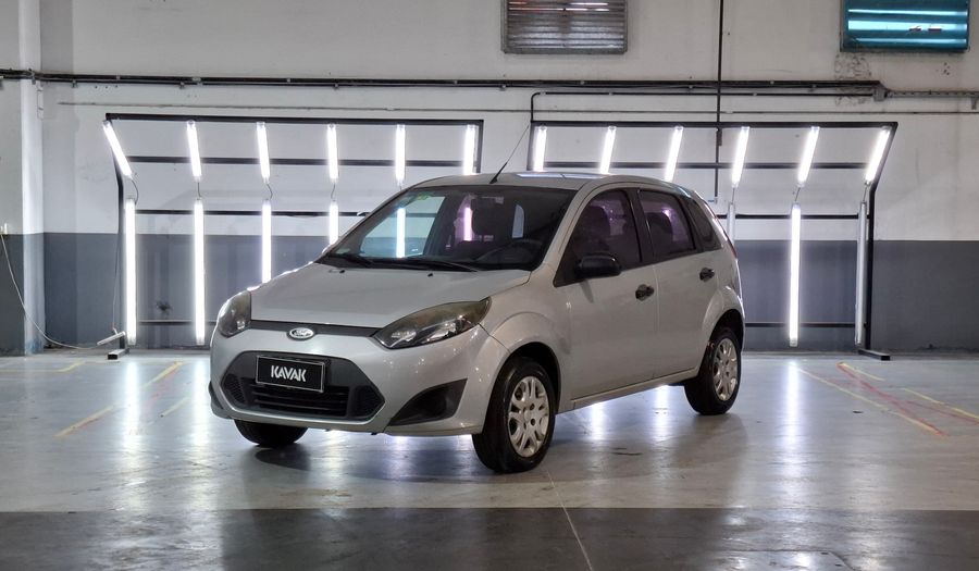 Ford Fiesta 1.6 EDGE PLUS Hatchback 2012