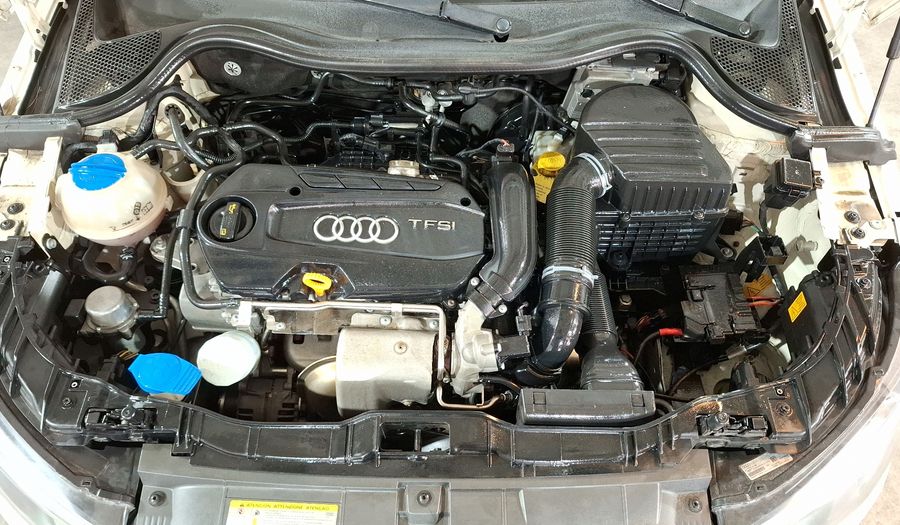 Audi A1 1.4 TFSI EGO S TRONIC Hatchback 2015