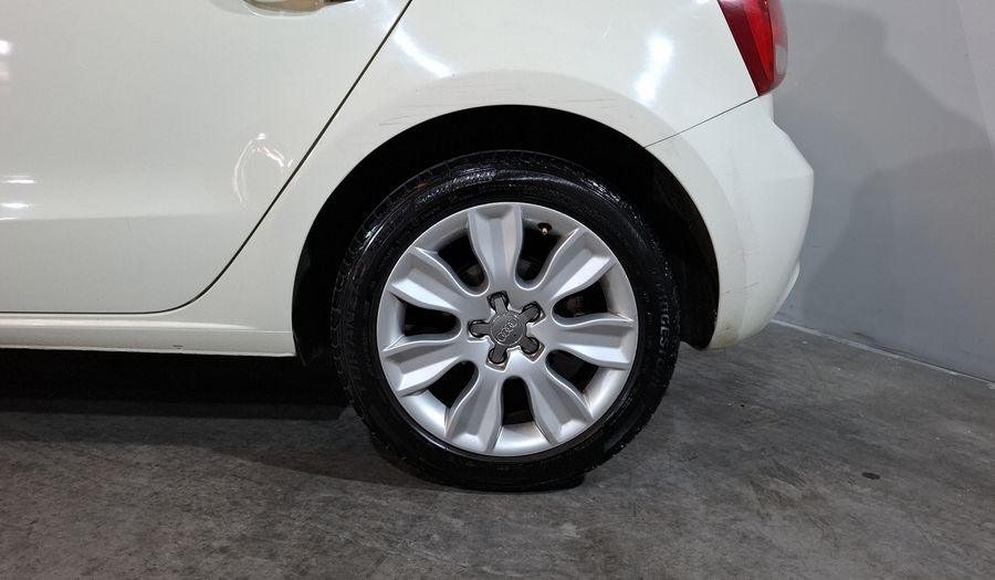 Audi A1 1.4 TFSI EGO S TRONIC Hatchback 2015