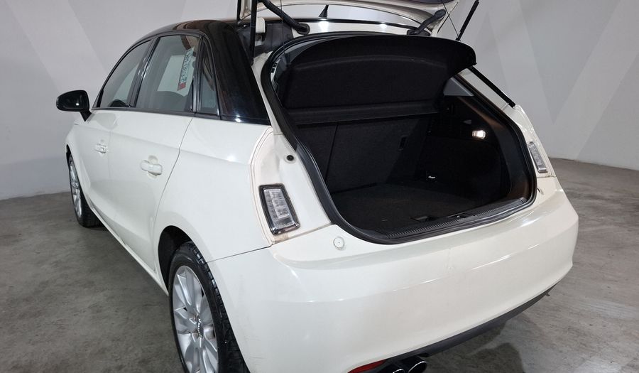 Audi A1 1.4 TFSI EGO S TRONIC Hatchback 2015