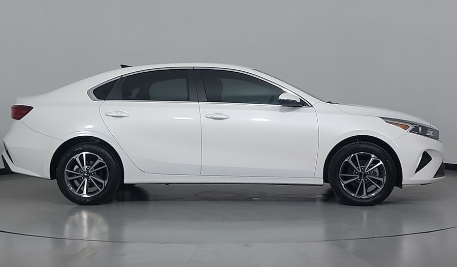 Kia Forte 2.0 EX IVT Sedan 2022