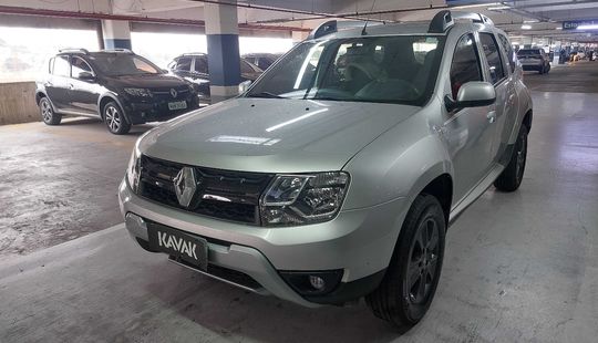 Renault • Duster