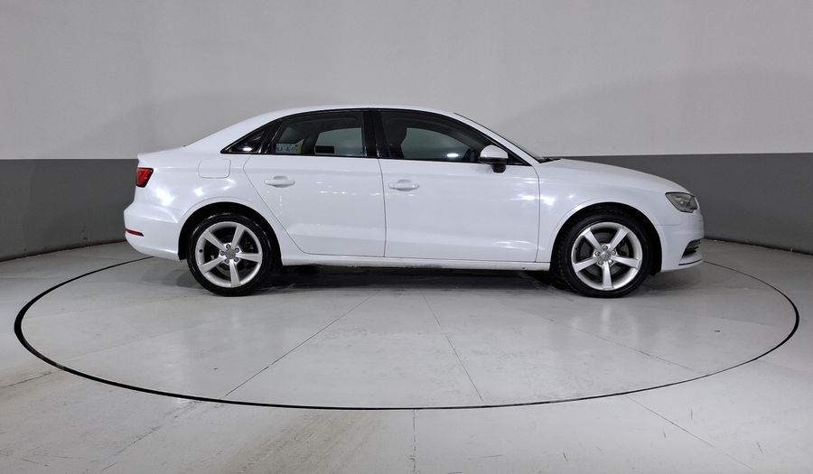 Audi A3 1.8 TFSI AMBIENTE S TRONIC Sedan 2015