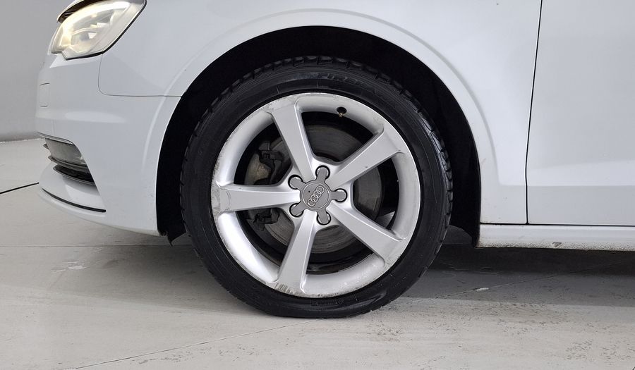 Audi A3 1.8 TFSI AMBIENTE S TRONIC Sedan 2015