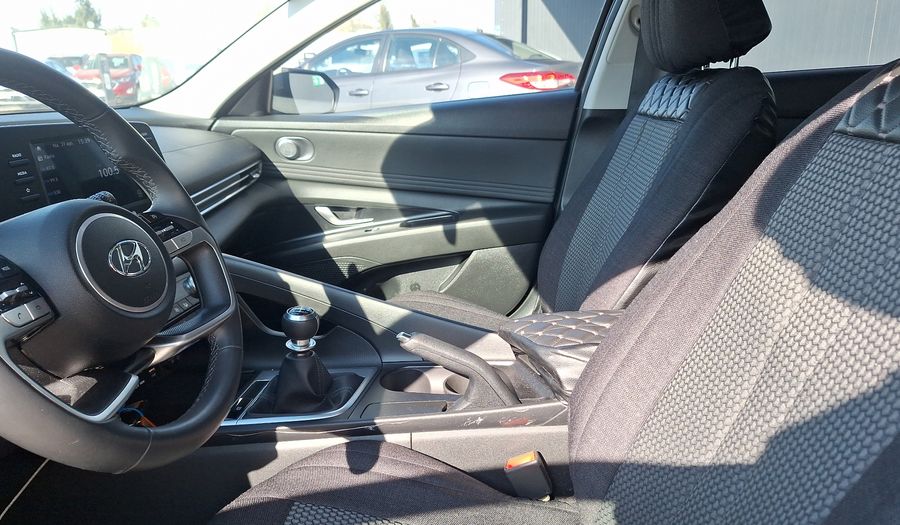Hyundai Elantra 2.0 VALUE Sedan 2022