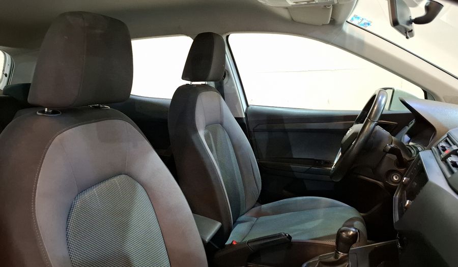 Seat Arona 1.6 STYLE AUTO Suv 2021