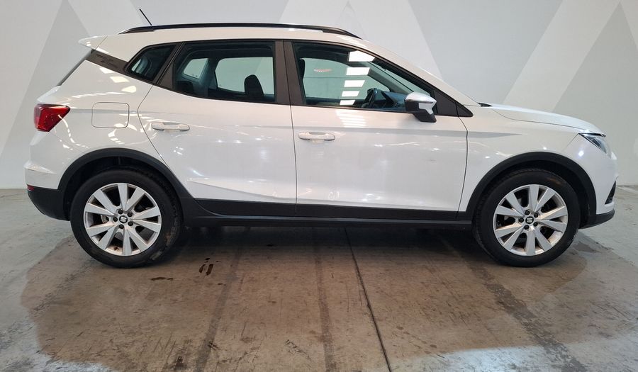 Seat Arona 1.6 STYLE AUTO Suv 2021