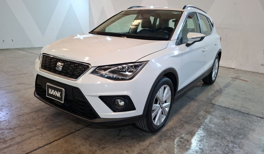 Seat Arona 1.6 STYLE AUTO Suv 2021