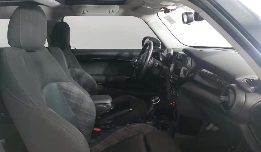 Mini Cooper 1.5 COOPER CHILI AT Hatchback 2015