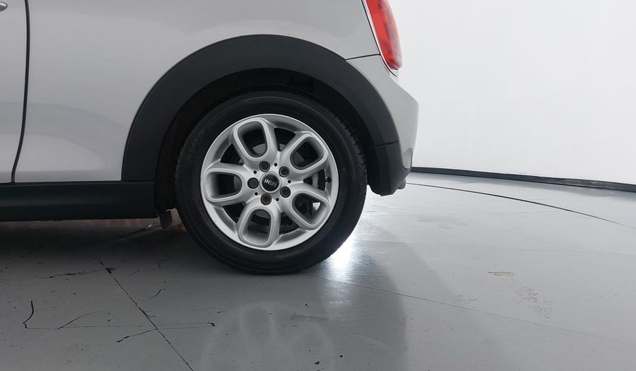 Mini Cooper 1.5 COOPER CHILI AT Hatchback 2015
