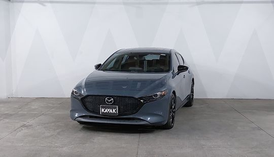 Mazda • Mazda 3