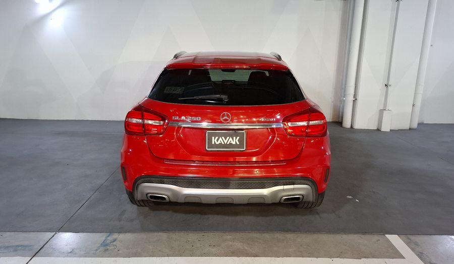 Mercedes Benz Clase Gla 2.0 GLA 250 CGI SPORT Suv 2017
