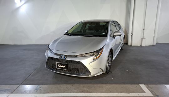 Toyota • Corolla