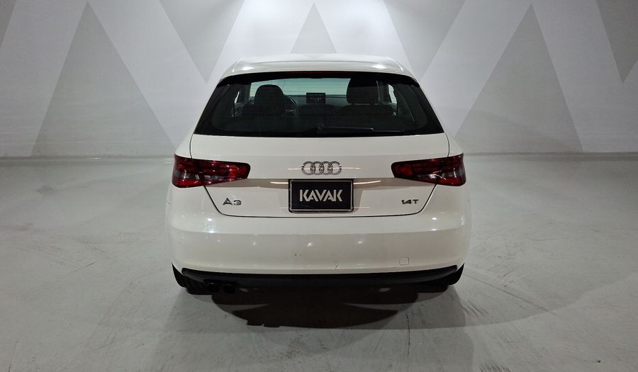 Audi A3 1.4 TFSI AMBIENTE S TRONIC Hatchback 2014