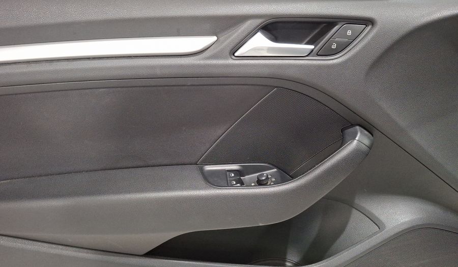 Audi A3 1.4 TFSI AMBIENTE S TRONIC Hatchback 2014