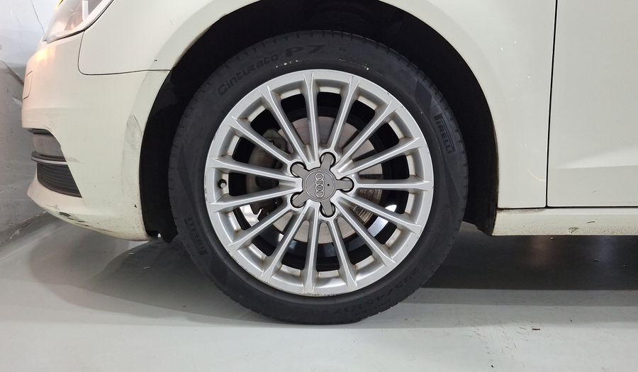 Audi A3 1.4 TFSI AMBIENTE S TRONIC Hatchback 2014