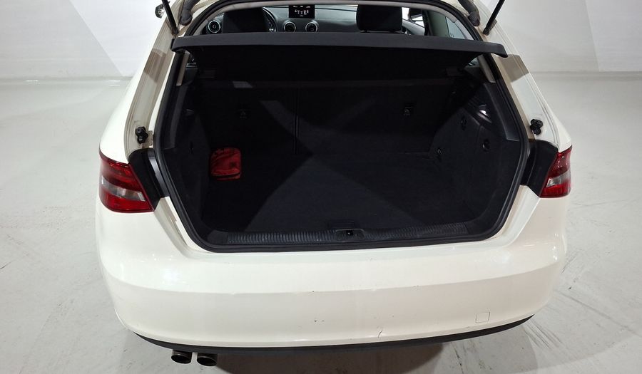 Audi A3 1.4 TFSI AMBIENTE S TRONIC Hatchback 2014