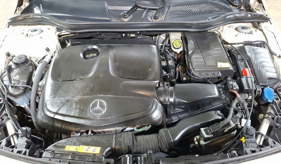 Mercedes Benz Clase A 1.6 180 CGI 7G-DCT Hatchback 2015