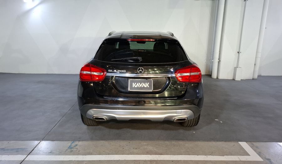 Mercedes Benz Clase Gla 1.6 GLA 200 CGI SPORT Suv 2015