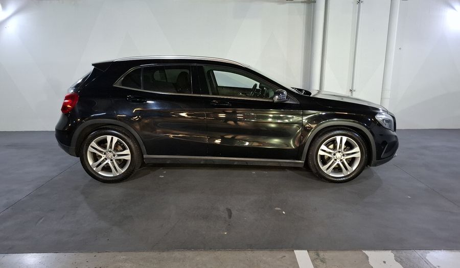 Mercedes Benz Clase Gla 1.6 GLA 200 CGI SPORT Suv 2015
