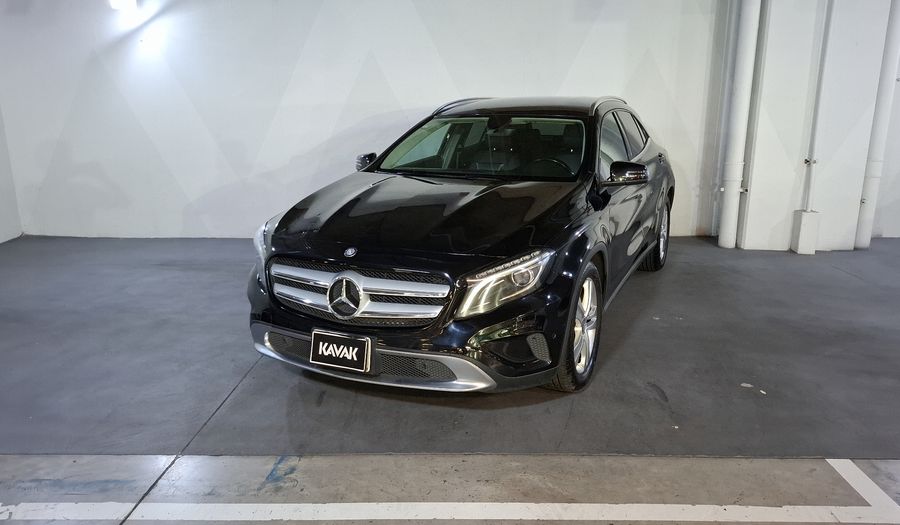 Mercedes Benz Clase Gla 1.6 GLA 200 CGI SPORT Suv 2015