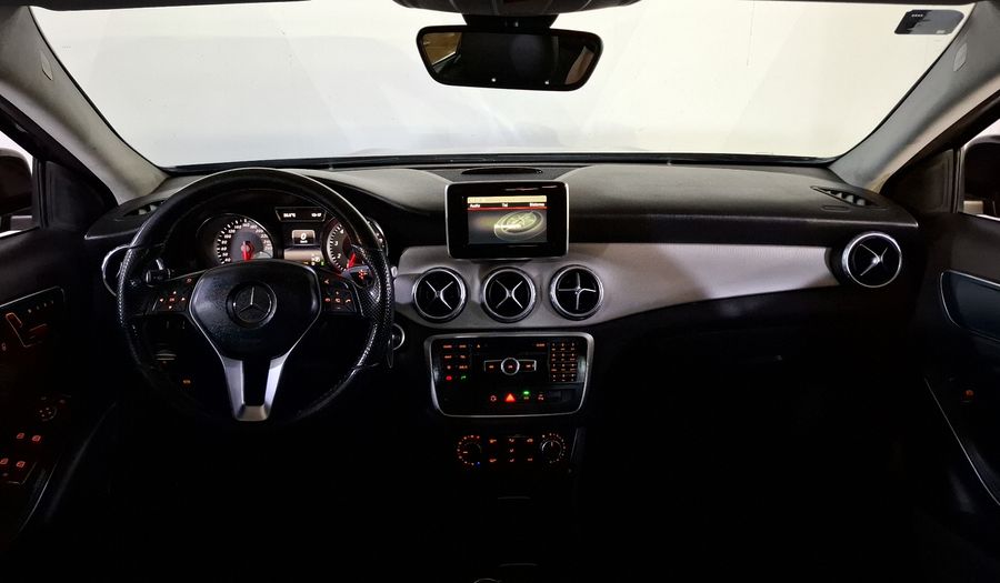 Mercedes Benz Clase Gla 1.6 GLA 200 CGI SPORT Suv 2015