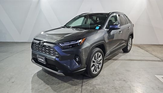 Toyota • RAV4