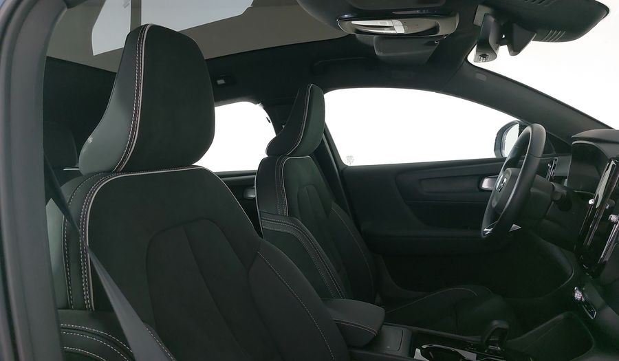 Volvo C40 BEV 69KWH RECHARGE PLUS AUTO Suv 2024