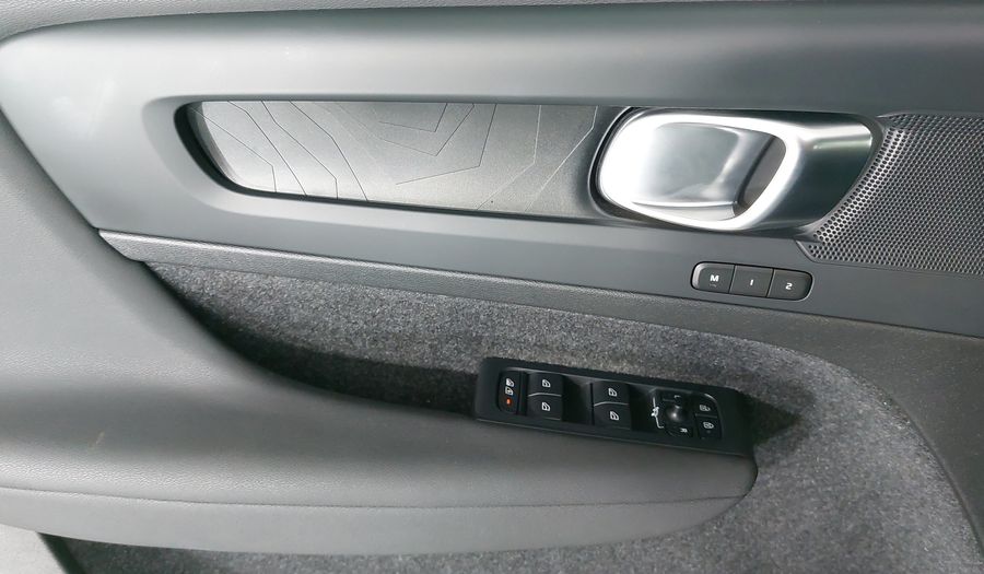 Volvo C40 BEV 69KWH RECHARGE PLUS AUTO Suv 2024