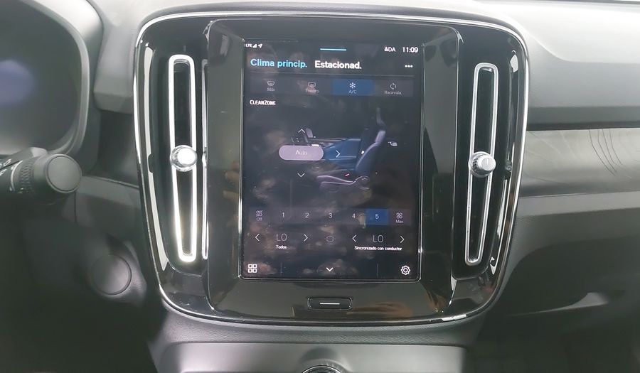 Volvo C40 BEV 69KWH RECHARGE PLUS AUTO Suv 2024