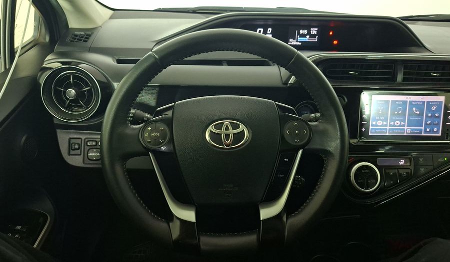 Toyota Prius 1.5 HYBRID AUTO Hatchback 2021