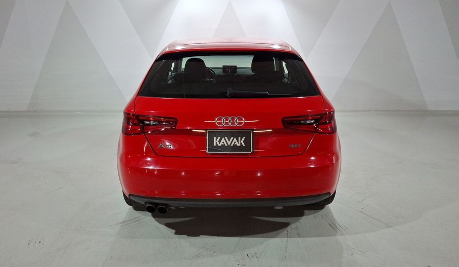 Audi A3 1.8 TFSI AMBIENTE S TRONIC Hatchback 2016
