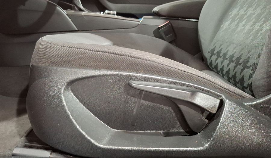 Audi A3 1.8 TFSI AMBIENTE S TRONIC Hatchback 2016