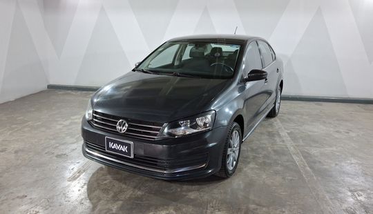 Volkswagen • Vento