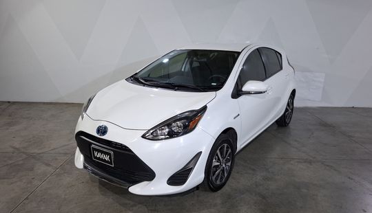 Toyota • Prius C