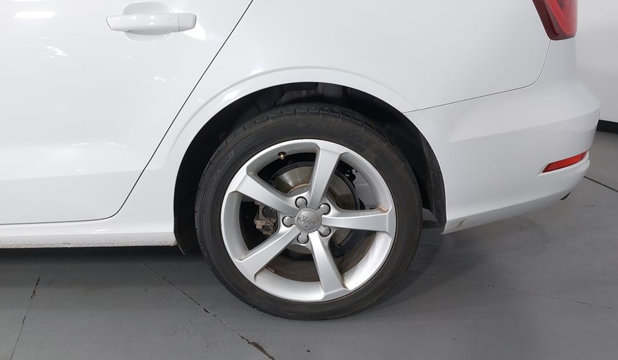 Audi A3 1.4 TFSI ATTRACTION S TRONIC Sedan 2016