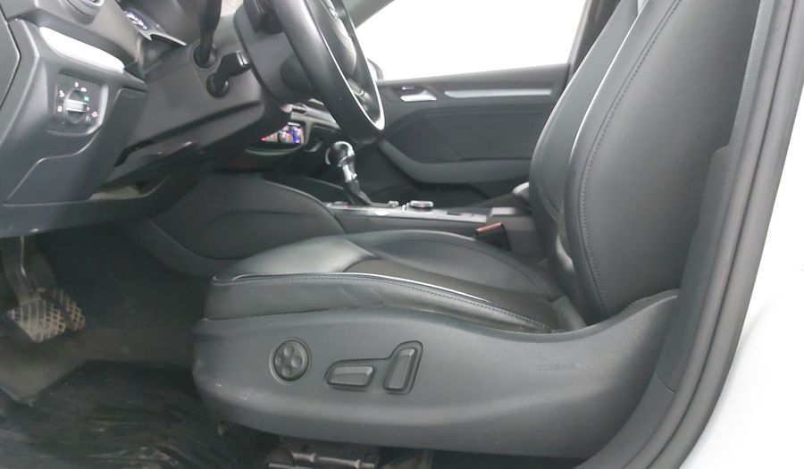 Audi A3 1.4 TFSI ATTRACTION S TRONIC Sedan 2016