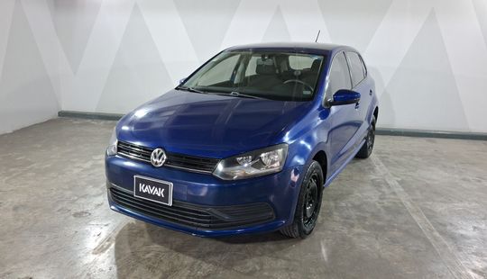 Volkswagen • Polo