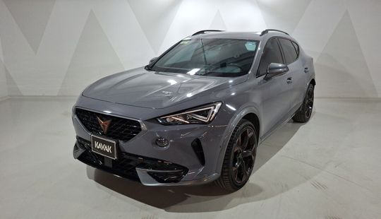 2022 • 40,715 km • Automático