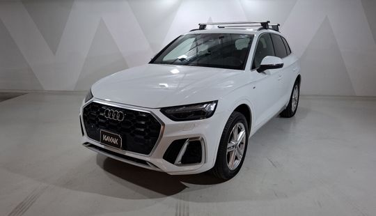 Audi • Q5