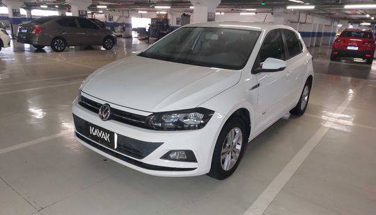 Volkswagen • Polo