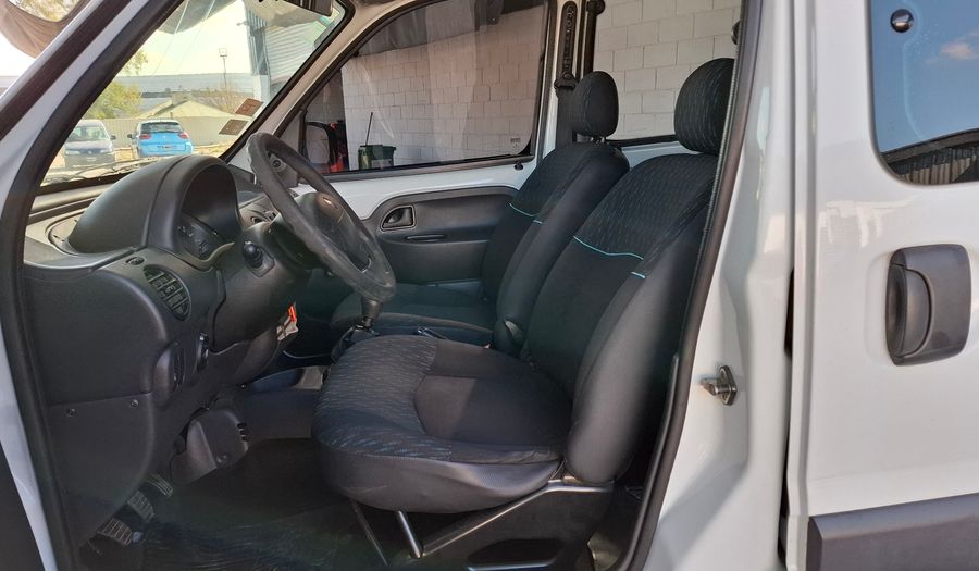 Renault Kangoo 1.6 CONFORT C/A 5P Van 2017