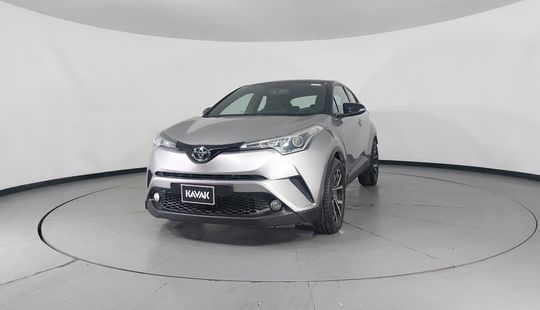 Toyota • C-HR