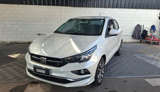 Fiat • Cronos