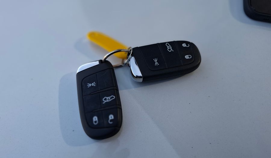 Fiat Cronos 1.8 PRECISION AUTO Sedan 2021